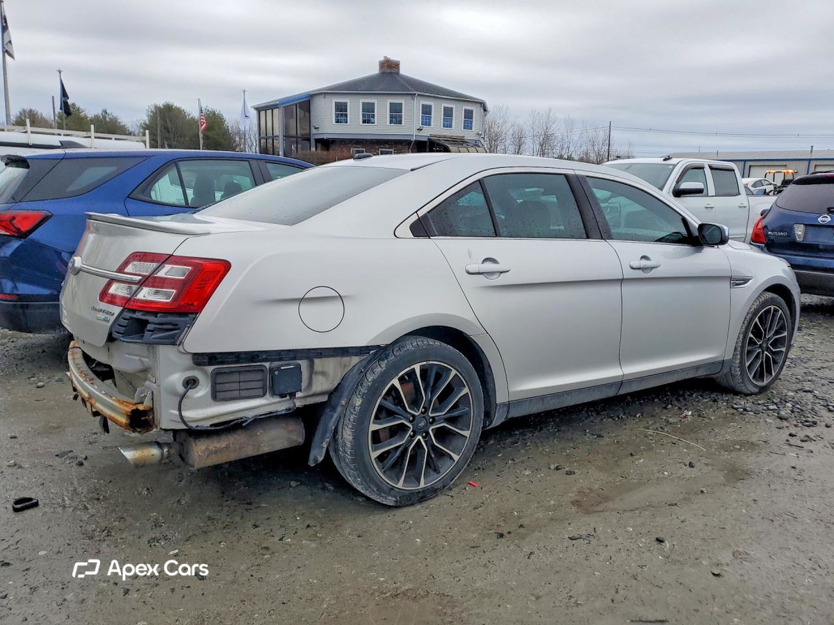 Ford Taurus 2017