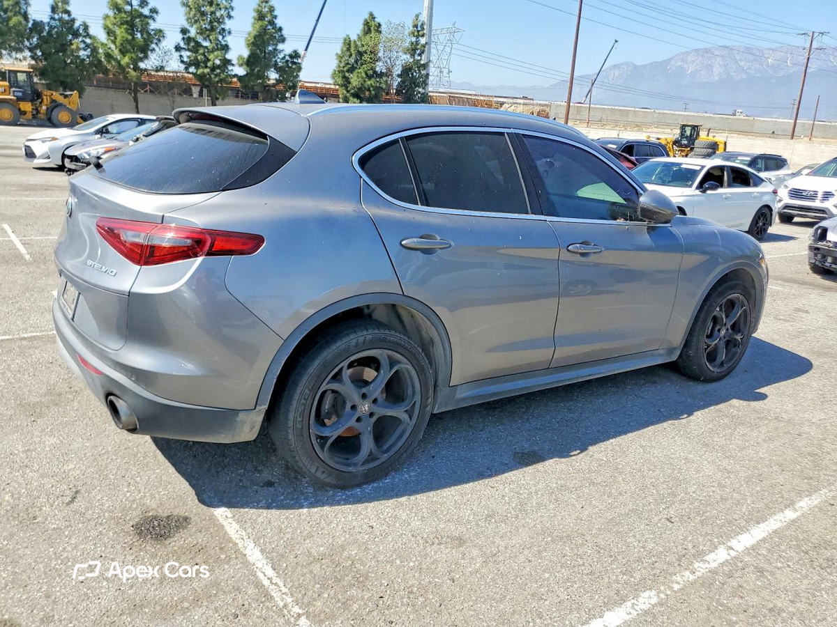 Alfa Romeo Stelvio 2018