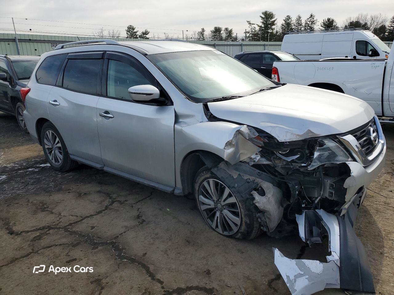 Nissan Pathfinder 2018