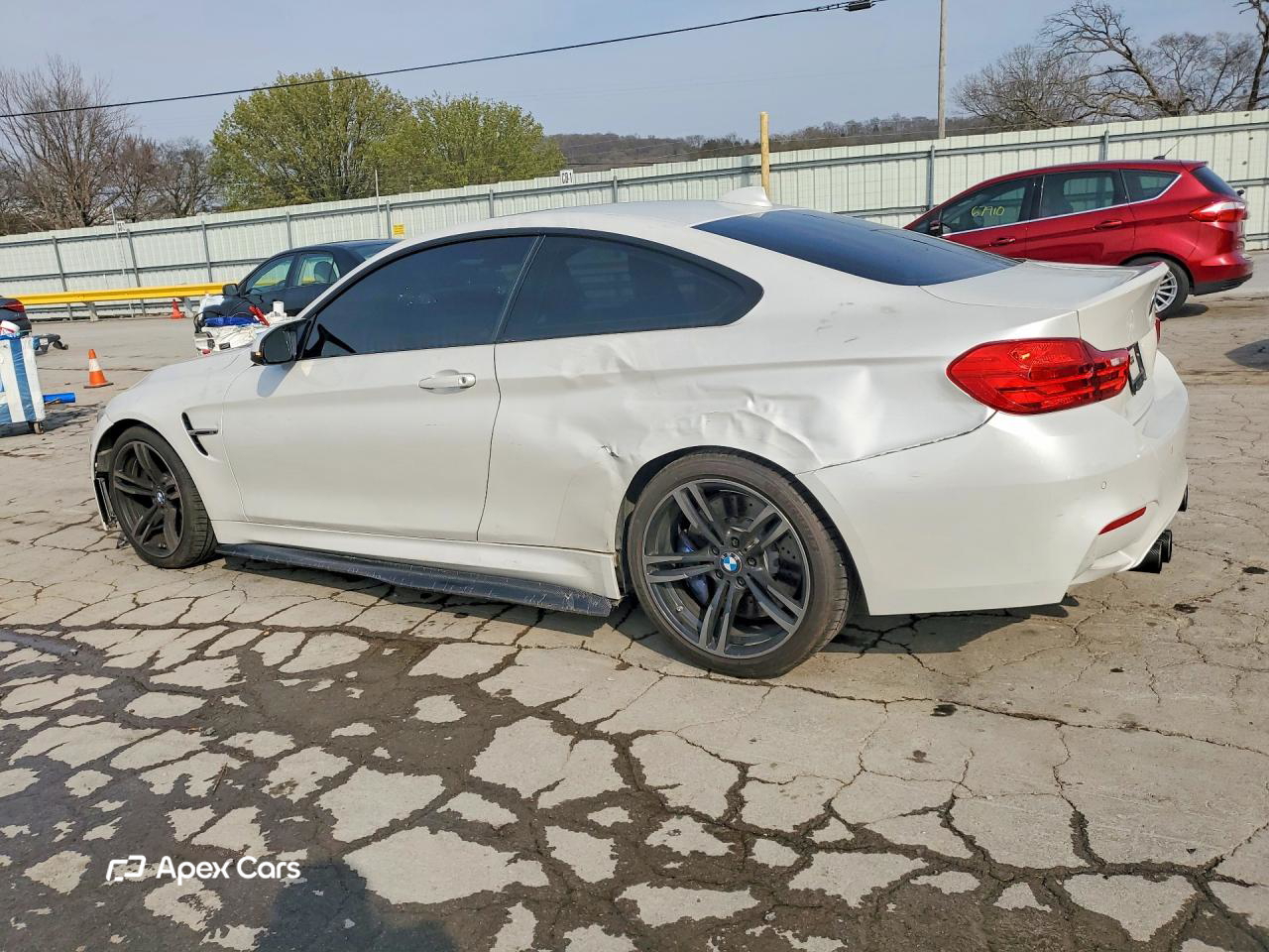 BMW M4 2016