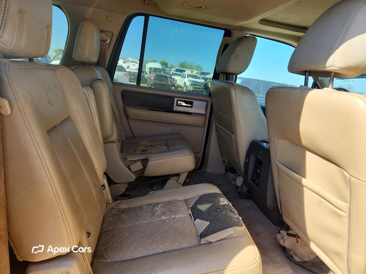 Ford Expedition 2011
