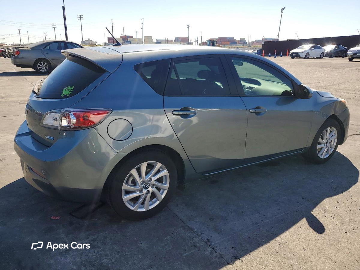 Mazda 3 2013