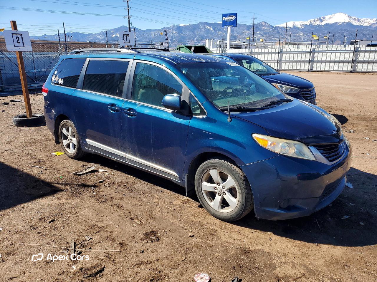 Toyota Sienna 2012