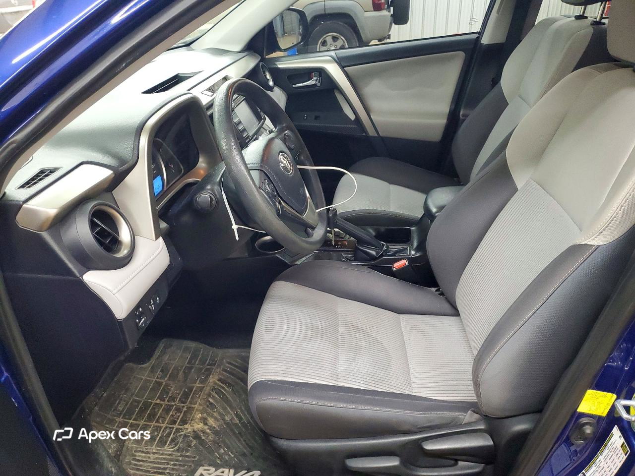 Toyota RAV 4 2015