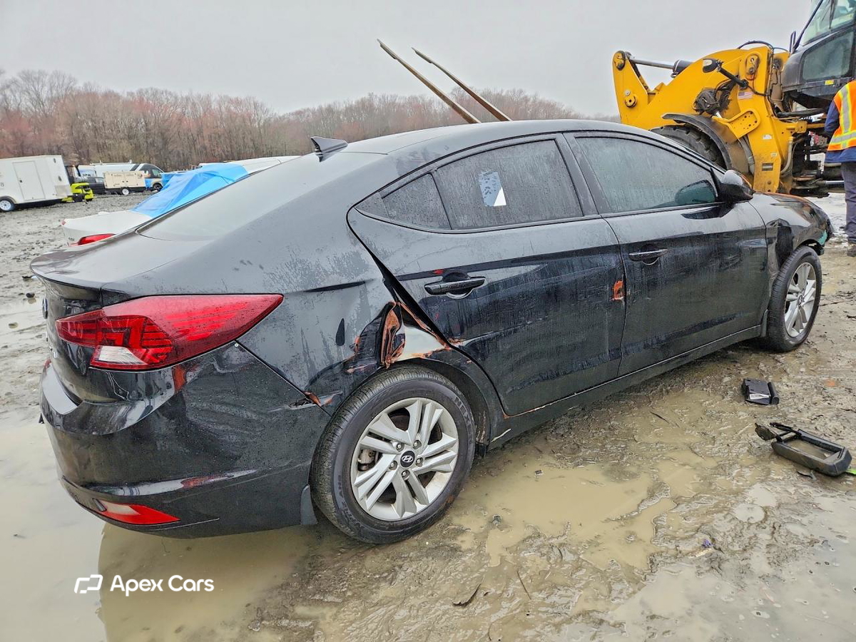 Hyundai Elantra 2020