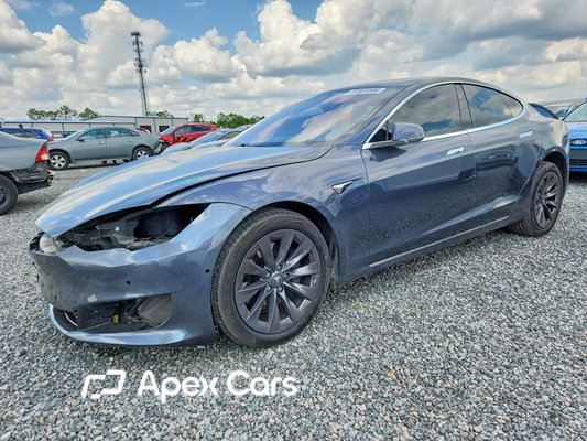 Tesla Model S 2019 - Image 1 of 12