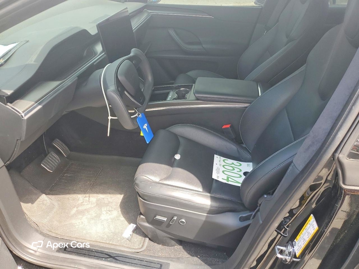 Tesla Model X 2023
