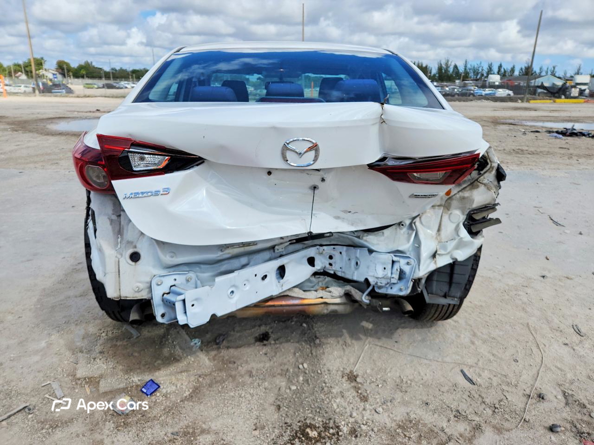 Mazda 3 2015
