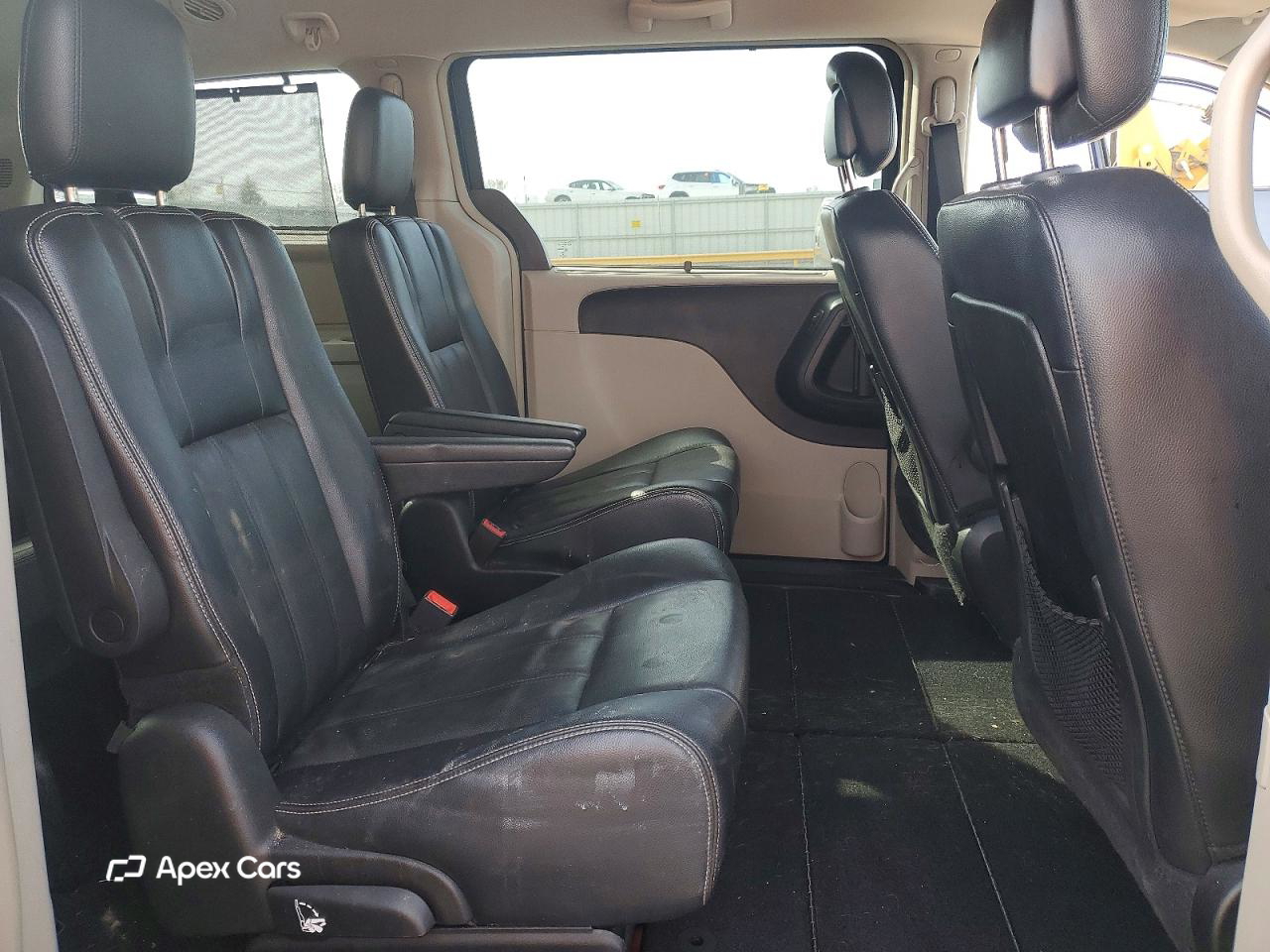 Chrysler Voyager 2013