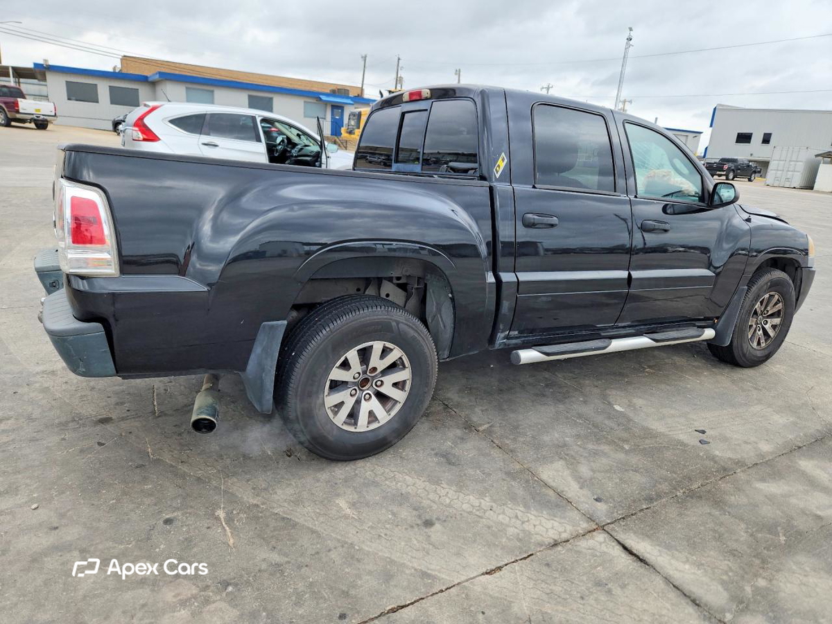 Mitsubishi Raider 2009