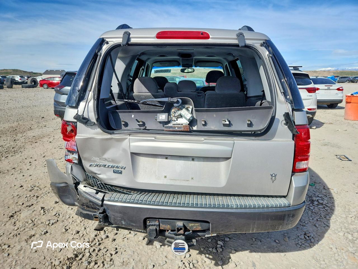 Ford Explorer 2004