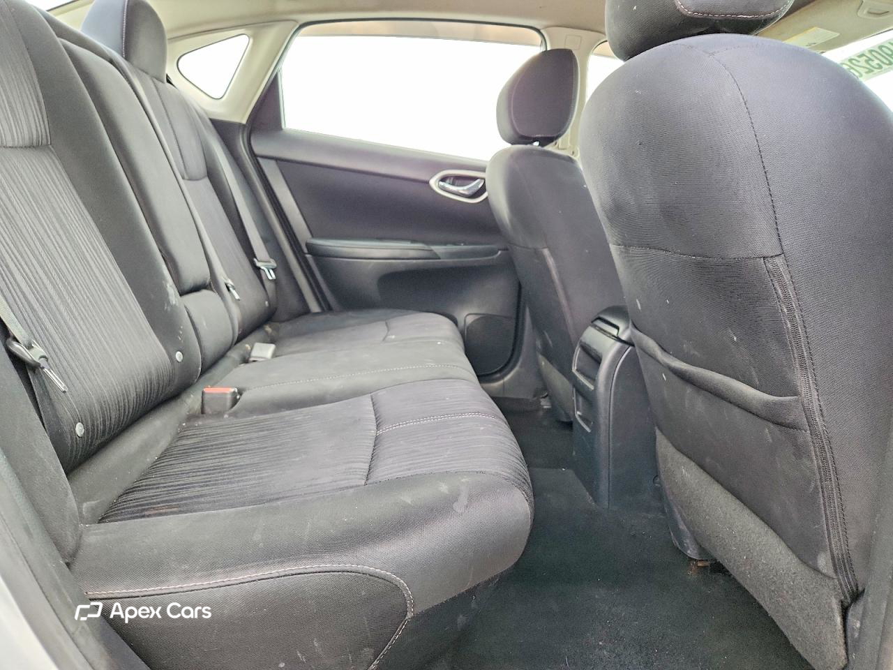 Nissan Sentra 2016
