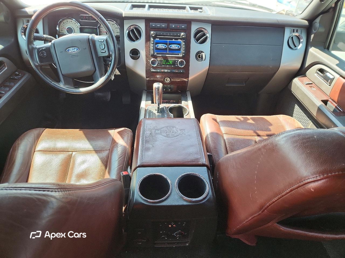 Ford Expedition 2014