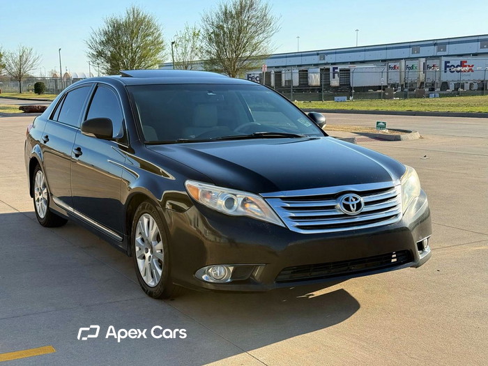 2011 Toyota Avalon - Image 1 of 5