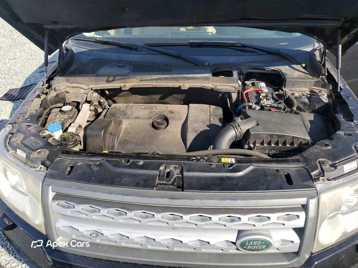 Land Rover LR2 2012