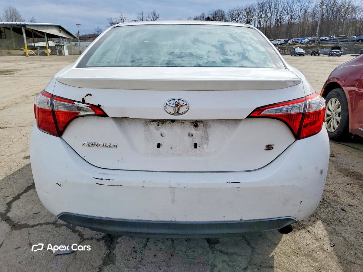 Toyota Corolla 2015