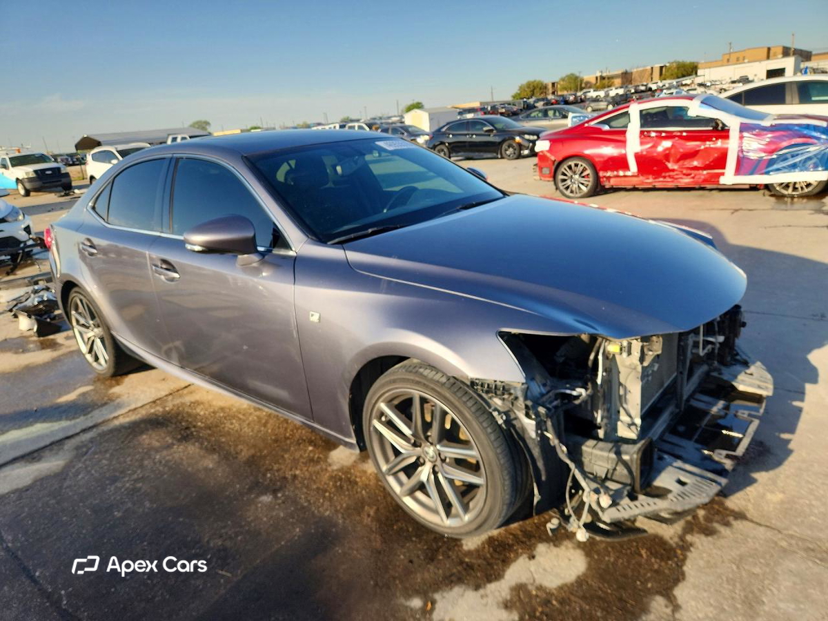 Lexus IS 2015