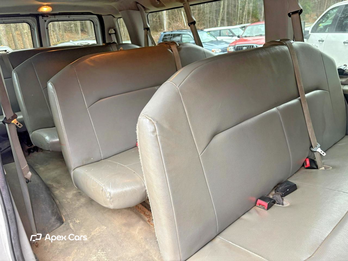 Ford Econoline 2011