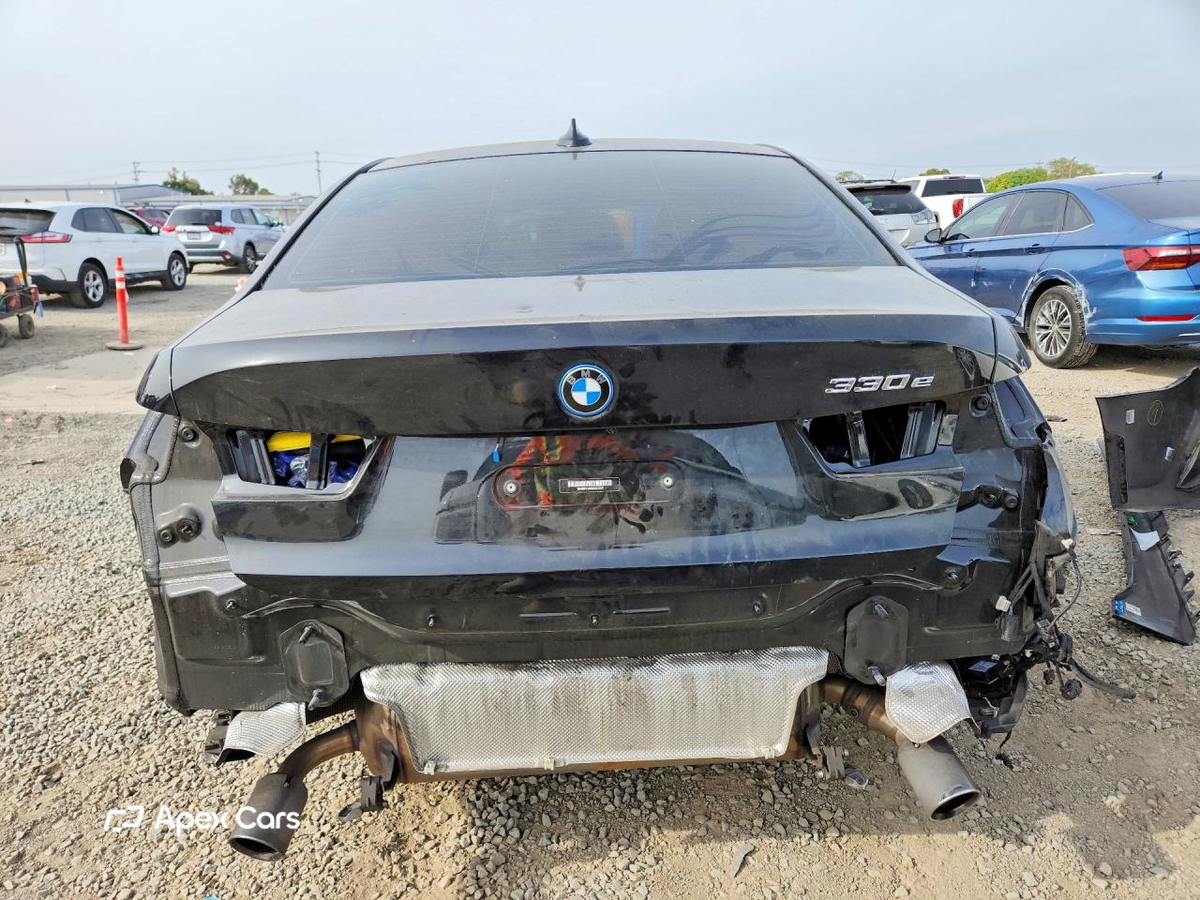 BMW Series 3 2022