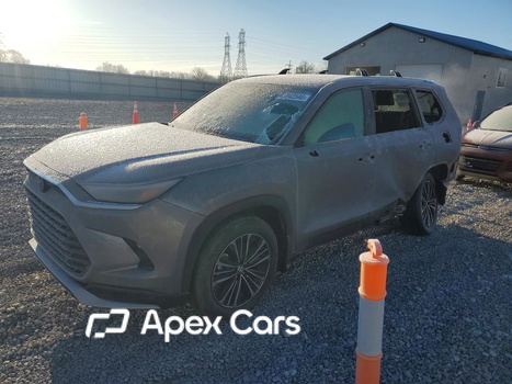 Toyota Highlander 2025 - Image 1 of 14
