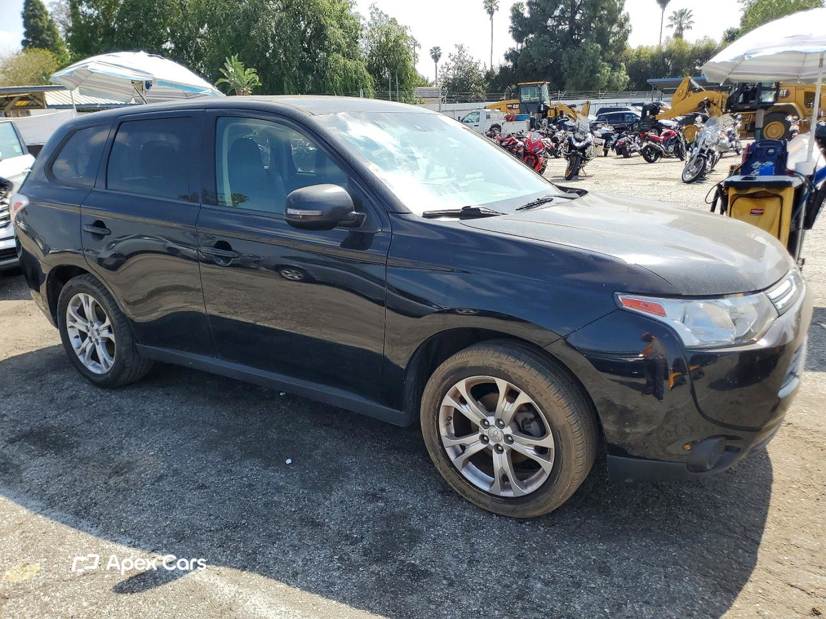 Mitsubishi Outlander 2014