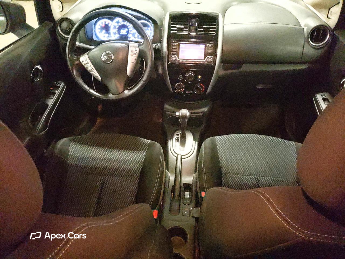 Nissan Versa 2016