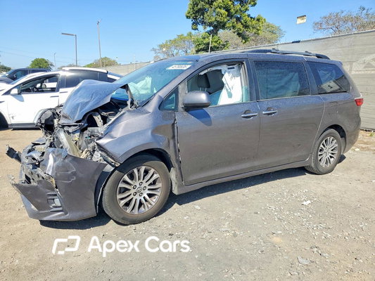 Toyota Sienna 2018 - Image 1 of 14