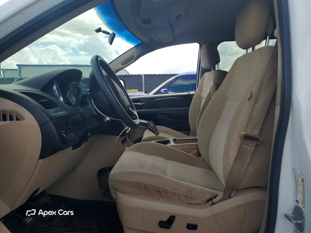 Dodge Caravan 2015