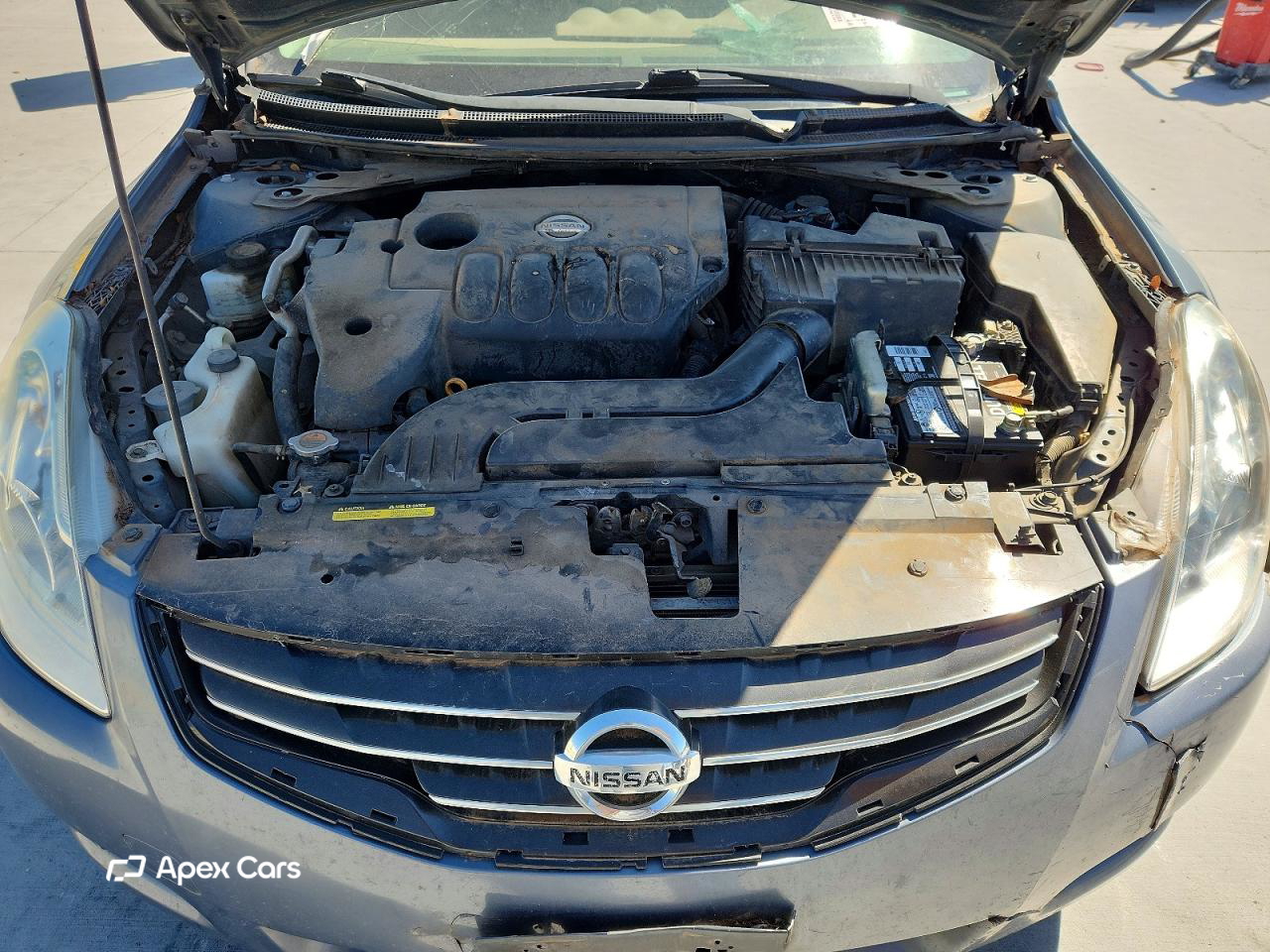 Nissan Altima 2012