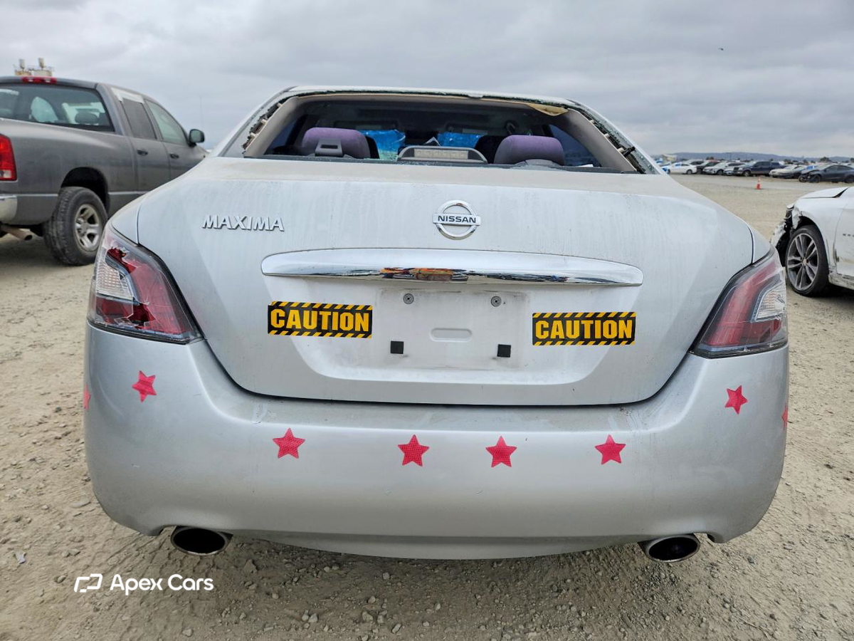 Nissan Maxima 2014