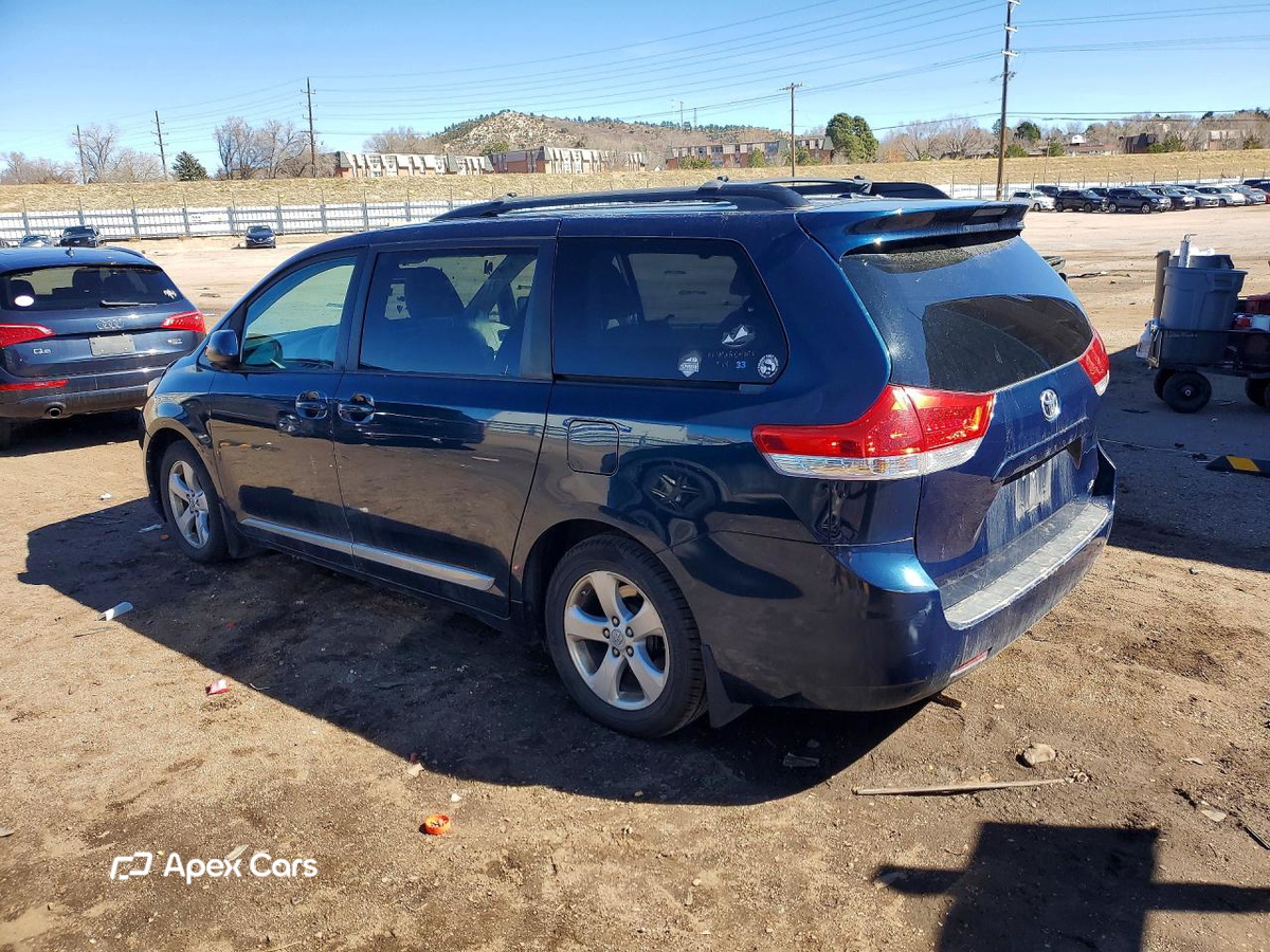 Toyota Sienna 2012