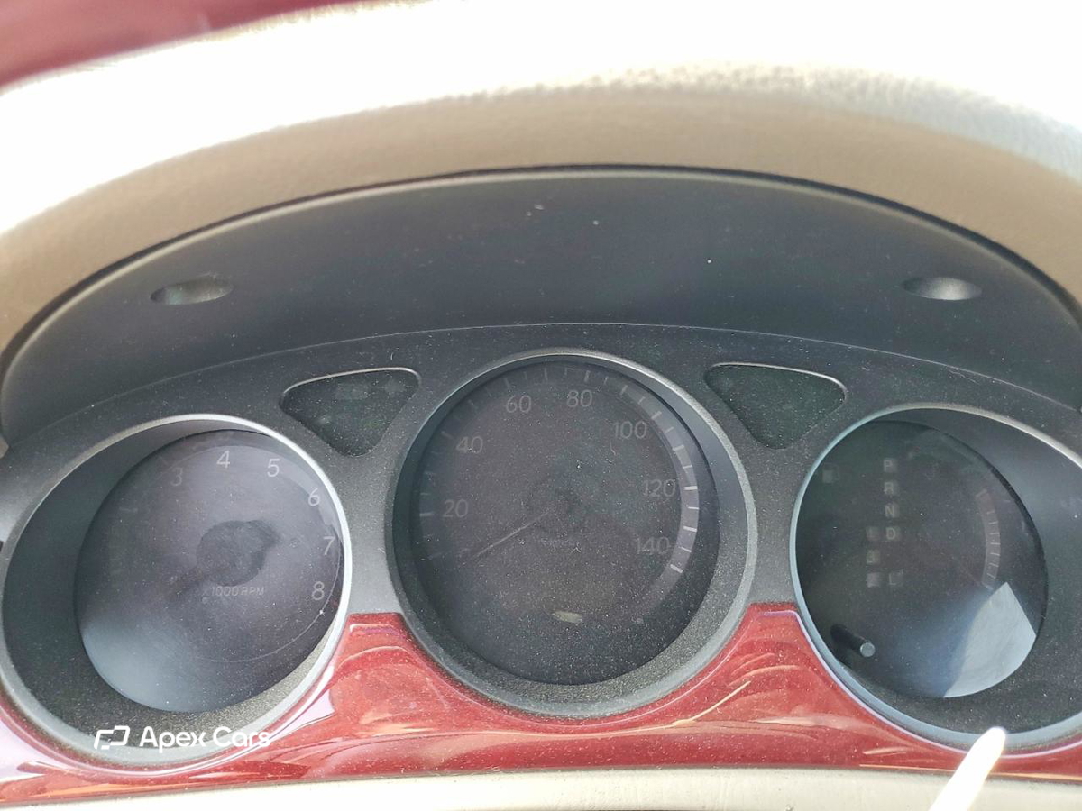 Lexus  2004