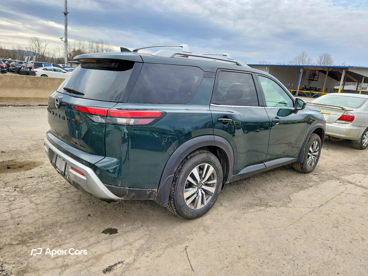 Nissan Pathfinder 2024