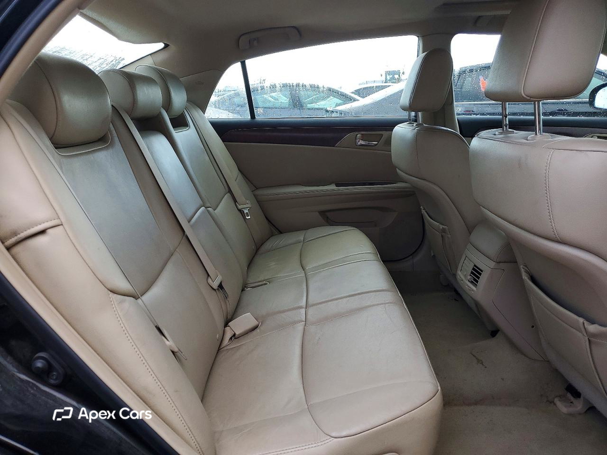 Toyota Avalon 2011