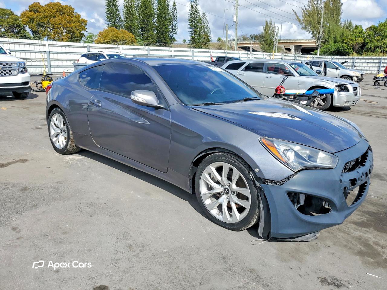 Hyundai Genesis 2015