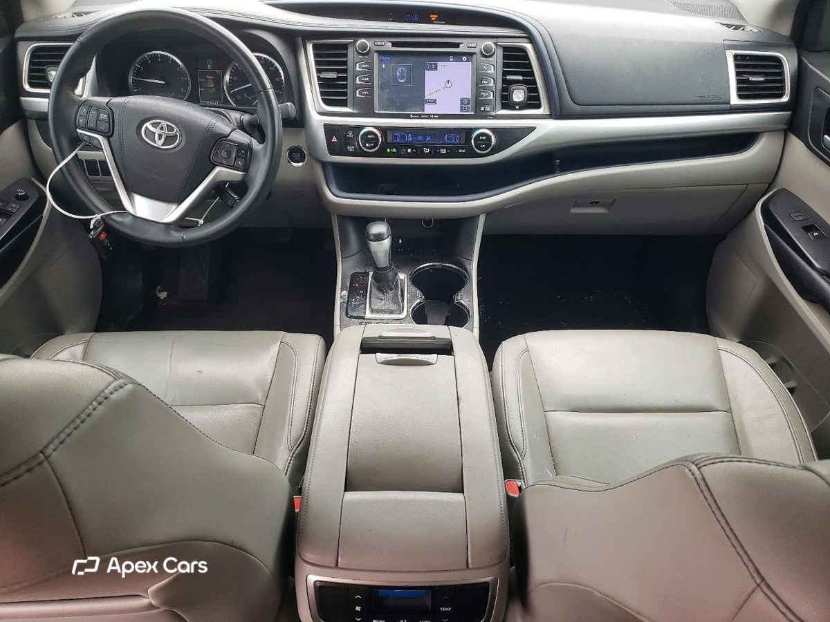 Toyota Highlander 2016