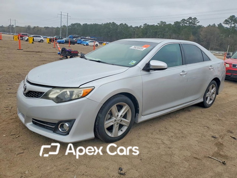 Toyota Camry 2012 - Image 1 of 13