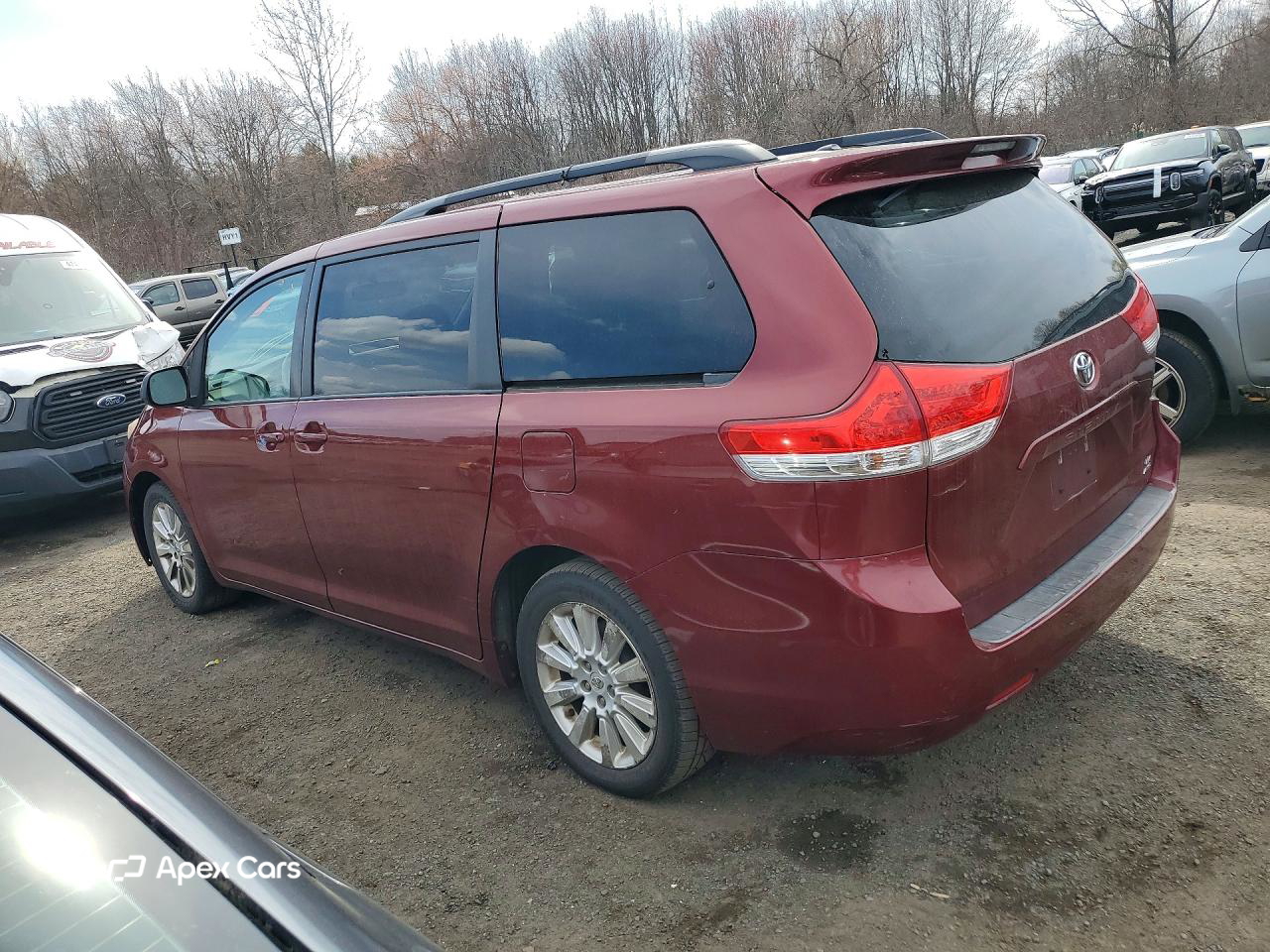 Toyota Sienna 2011