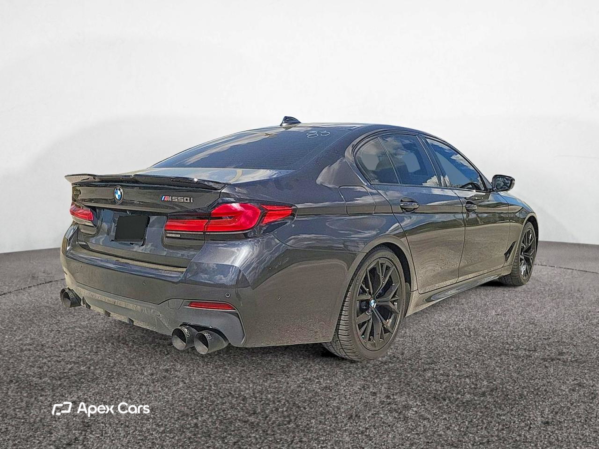 BMW M5 2021