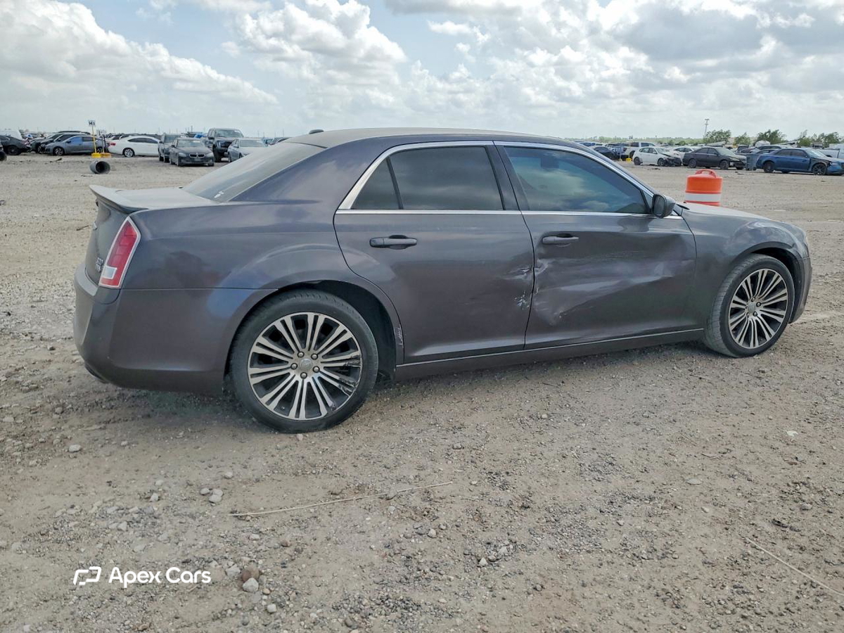Chrysler 300 2013