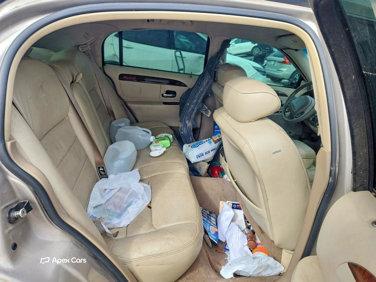 Lincoln Town Car 2002