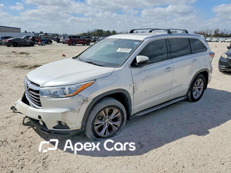 Toyota Highlander 2015 - Image 1 of 13