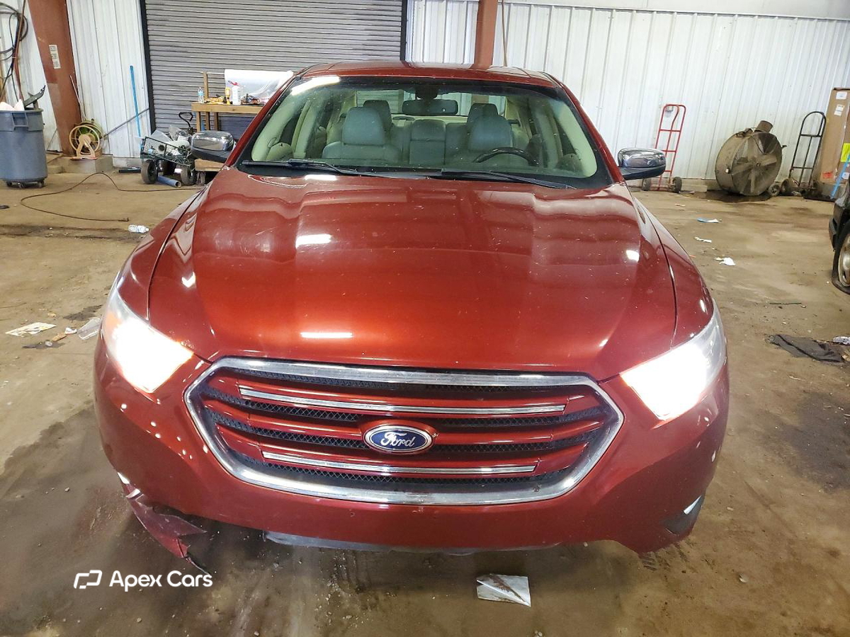 Ford Taurus 2014