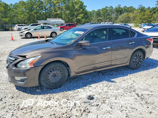 Nissan Altima 2015 - Image 1 of 13