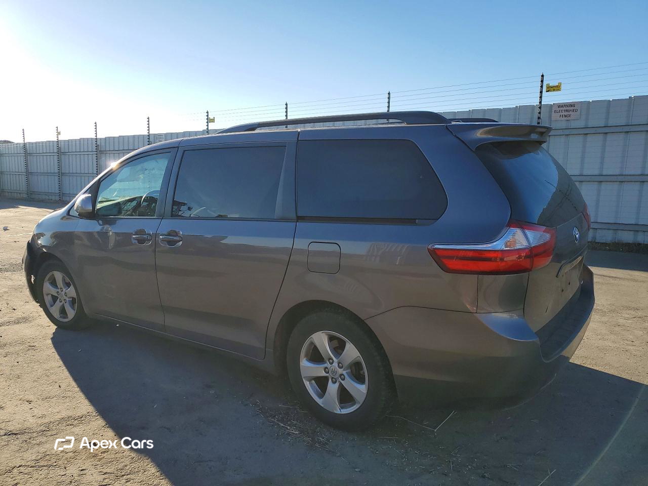 Toyota Sienna 2015