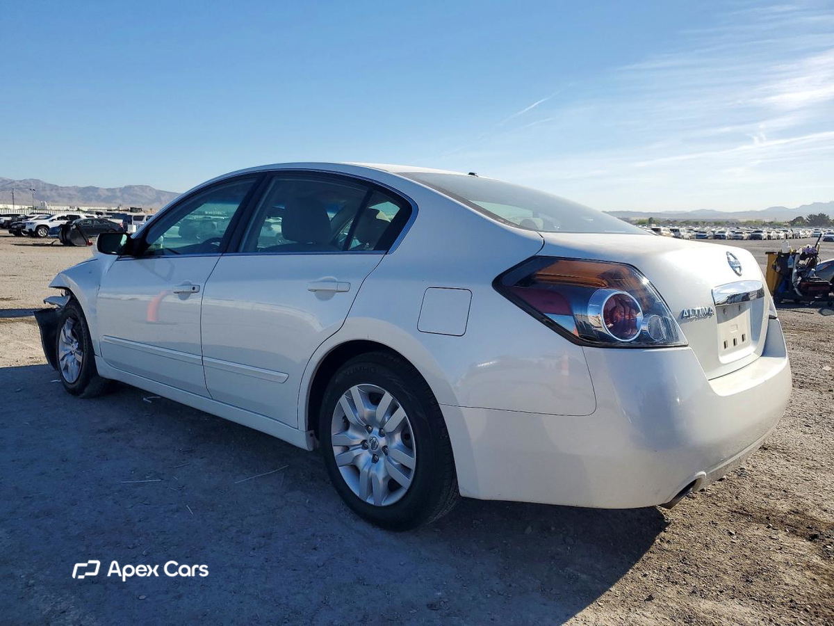 Nissan Altima 2011