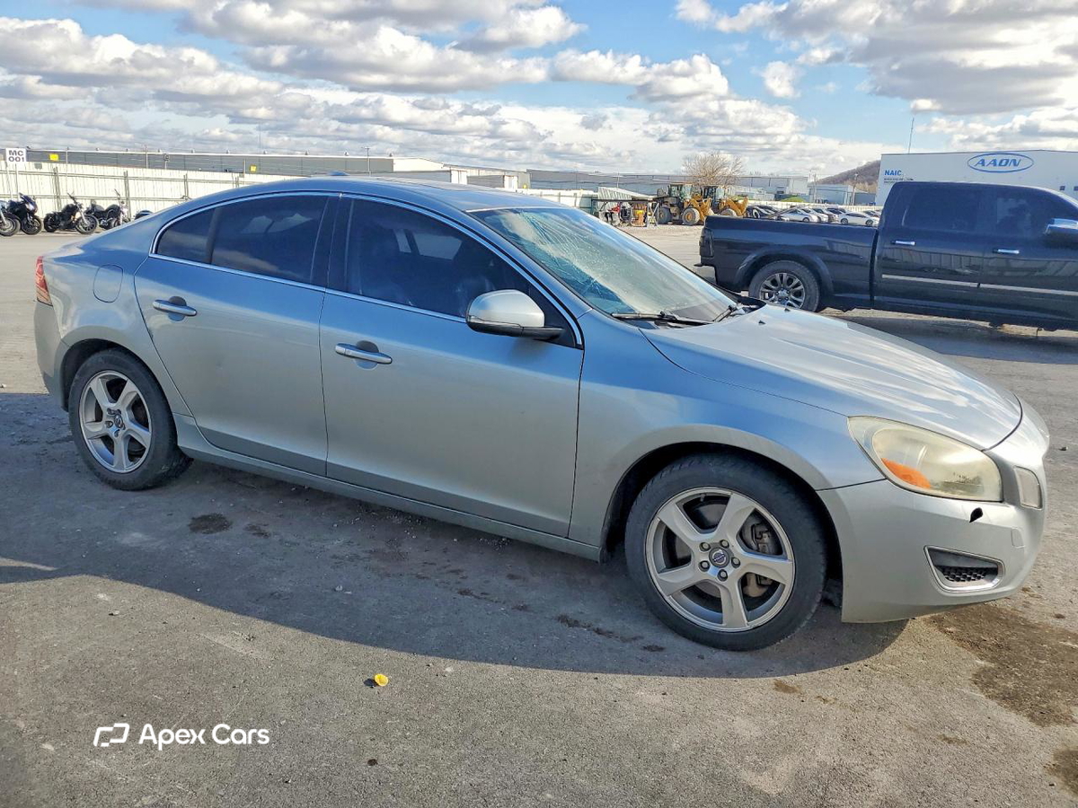 Volvo S60 2013