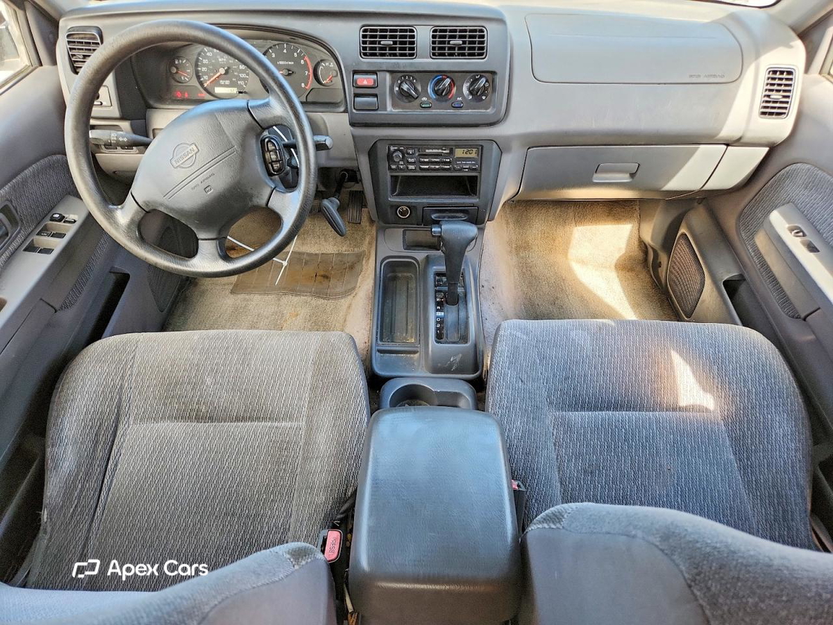 Nissan Navara (Frontier) 2000