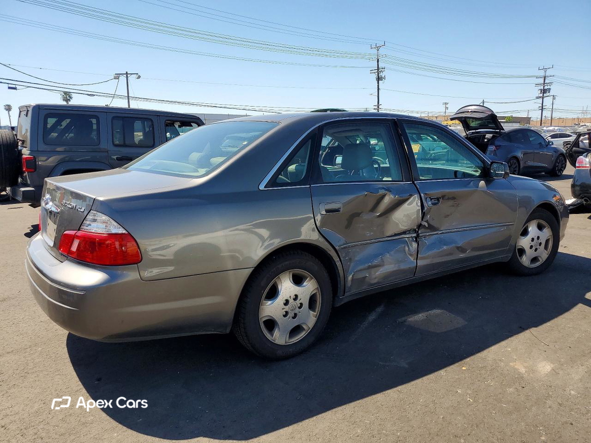 Toyota Avalon 2003