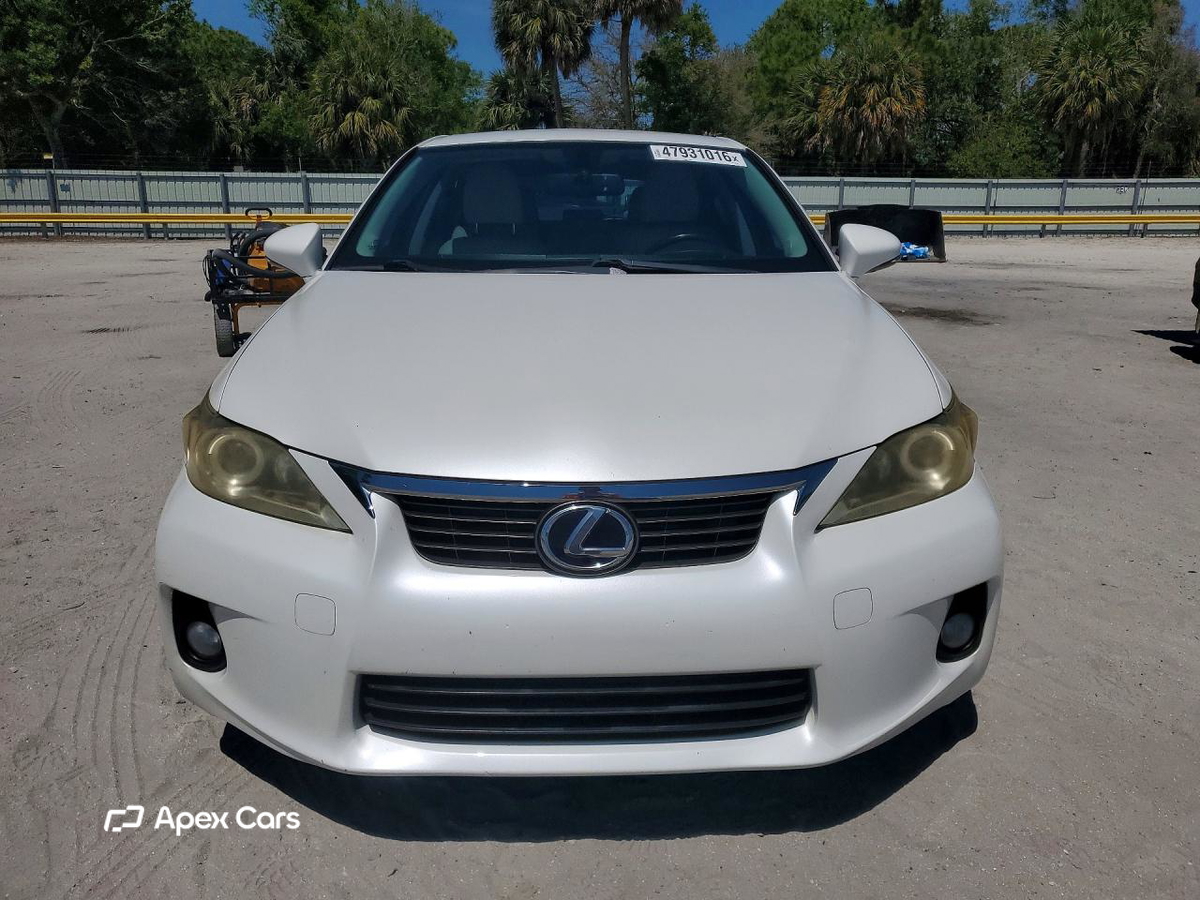 Lexus CT 2011